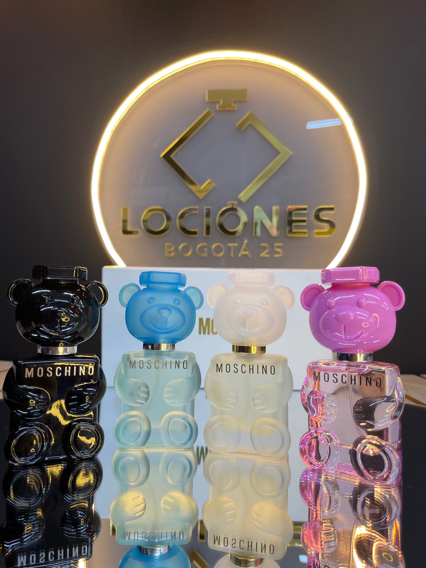 Estuche Moschino x 4