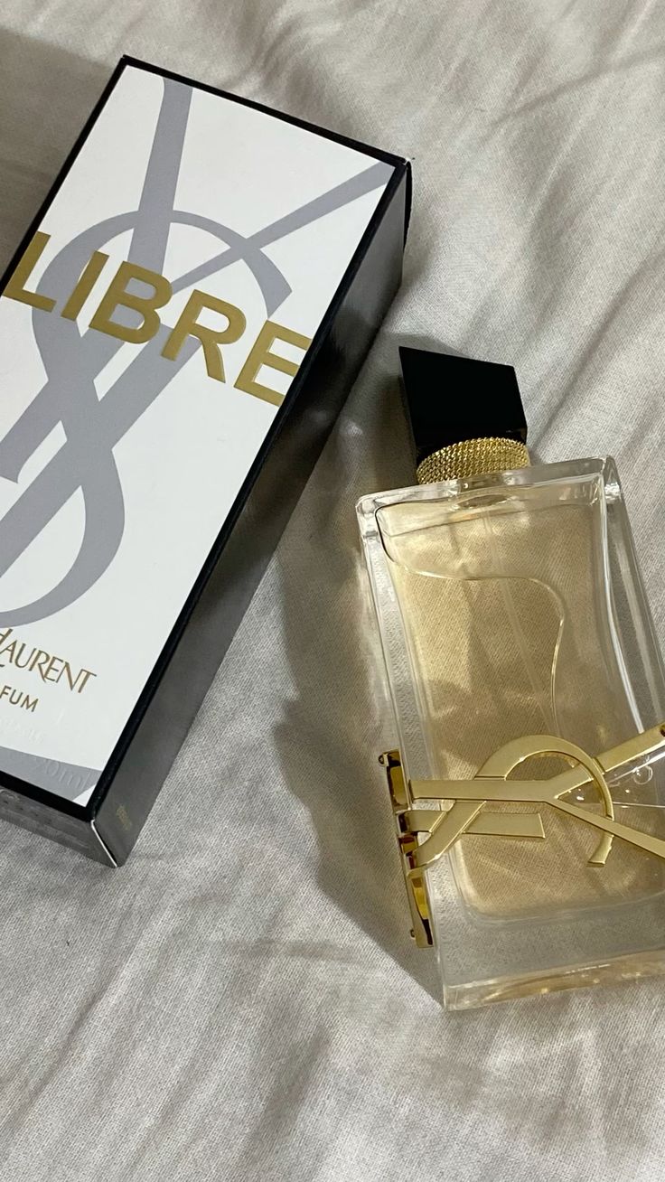 Libre Yves Saint Laurent